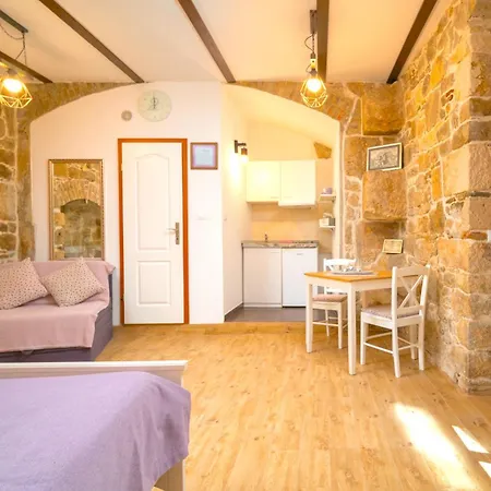 Apartamento Luxe Diocletian Stones Centre Split