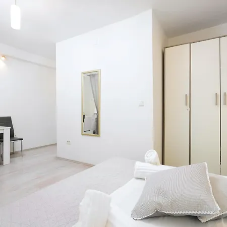 Apartamento Luxe Diocletian Stones Centre Split