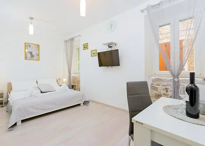Luxe Diocletian Stones Centre Apartman Split
