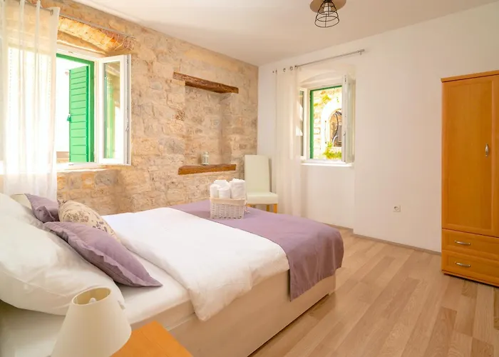 Apartman Luxe Diocletian Stones Centre