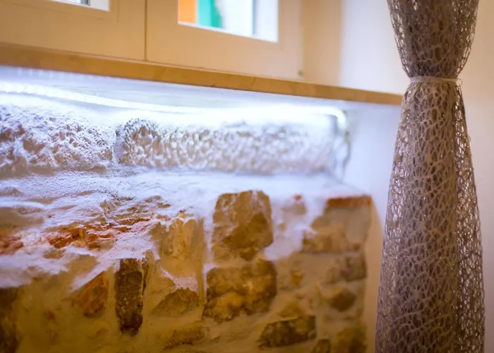 Luxe Diocletian Stones Centre Apartman *