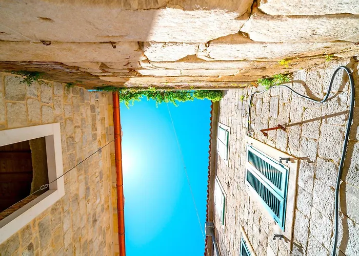 Luxe Diocletian Stones Centre Apartman *